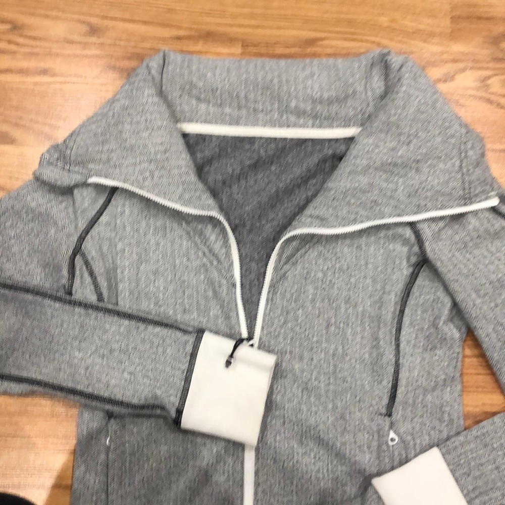 Lululemon Be Present Jacket Herringbone - image 5